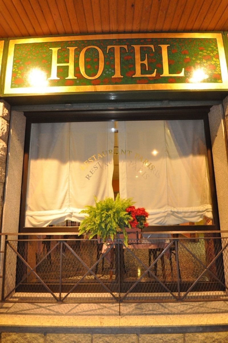 Yomo Petit Paris Hotell Encamp Exteriör bild